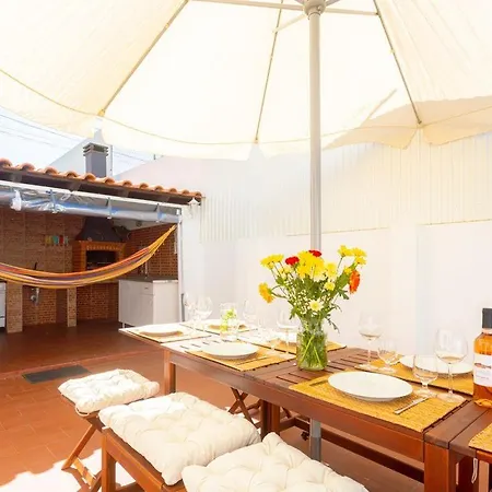 Solmar - Portuguese Style 4 Bedroom For 8 People - Private Pool - Table Tennis - Badmint 빌라 차르네카