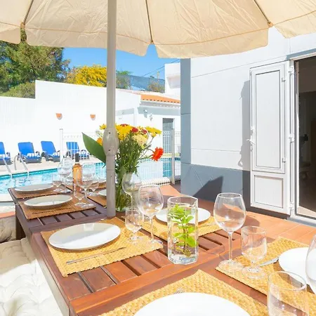 Solmar - Portuguese Style 4 Bedroom For 8 People - Private Pool - Table Tennis - Badmint *