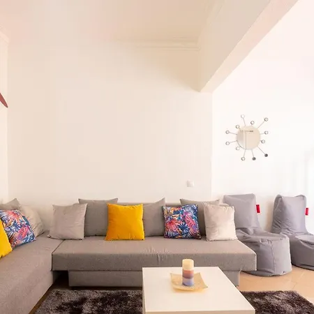 Solmar - Portuguese Style 4 Bedroom For 8 People - Private Pool - Table Tennis - Badmint 빌라 *