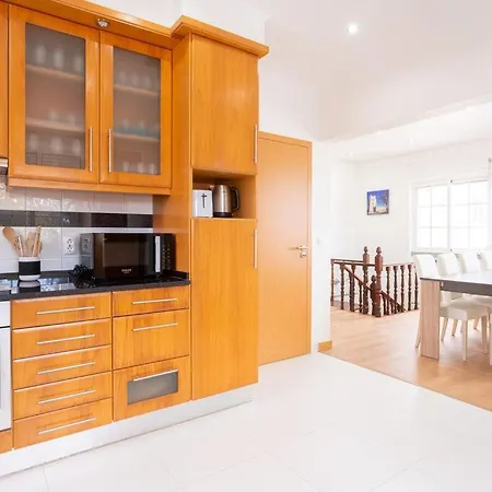 Solmar - Portuguese Style 4 Bedroom For 8 People - Private Pool - Table Tennis - Badmint 빌라 *