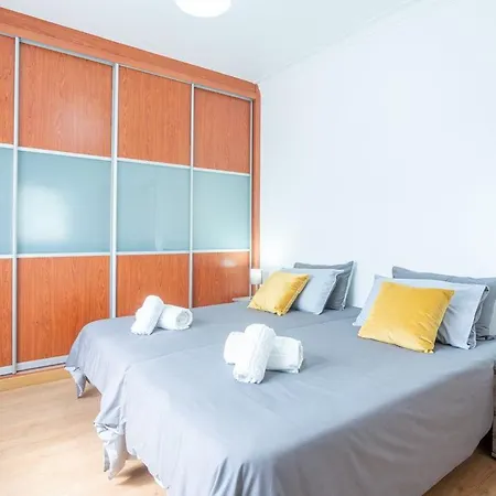 빌라 Solmar - Portuguese Style 4 Bedroom For 8 People - Private Pool - Table Tennis - Badmint 차르네카