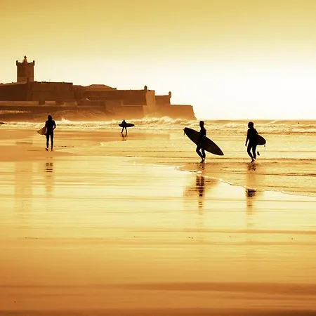 Solmar - Portuguese Style 4 Bedroom For 8 People - Private Pool - Table Tennis - Badmint 차르네카