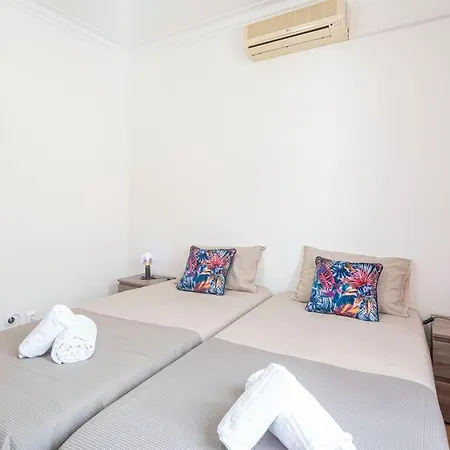 빌라 Solmar - Portuguese Style 4 Bedroom For 8 People - Private Pool - Table Tennis - Badmint