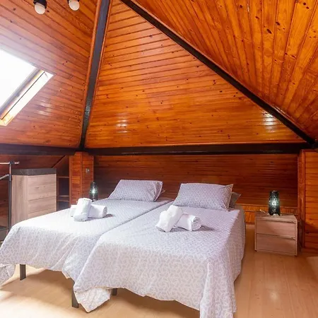 Solmar - Portuguese Style 4 Bedroom For 8 People - Private Pool - Table Tennis - Badmint 차르네카